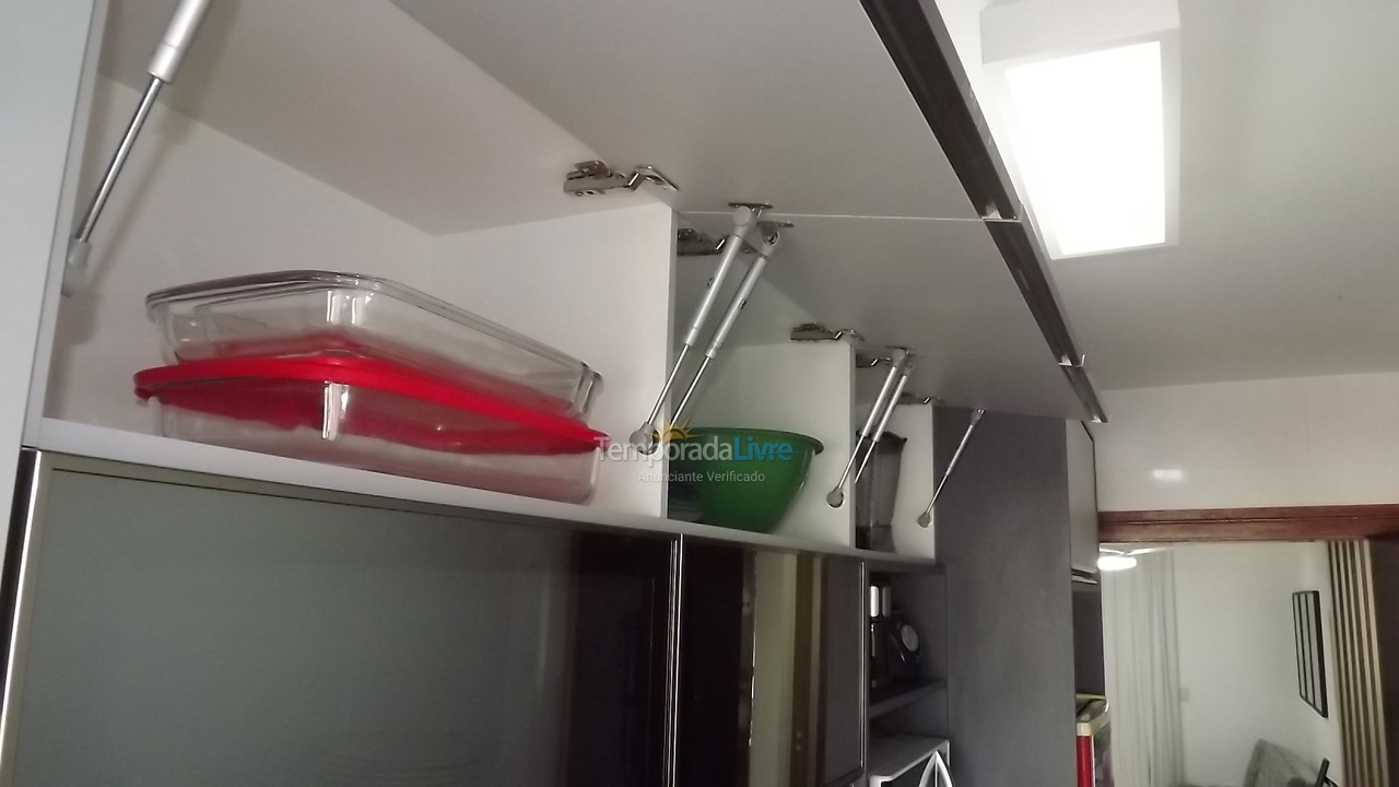 Apartamento para alquiler de vacaciones em Itapema (Meia Praia)