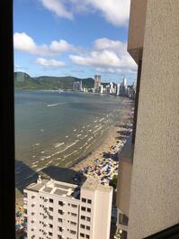 COM VISTA FANTÁSTICA APARTAMENTO NOVO COM MUITO REQUINTE