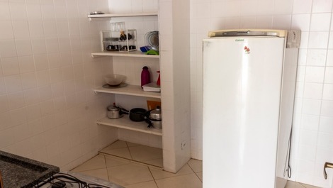 Building with two suites in Toninhas, Ubatuba. Family Nook