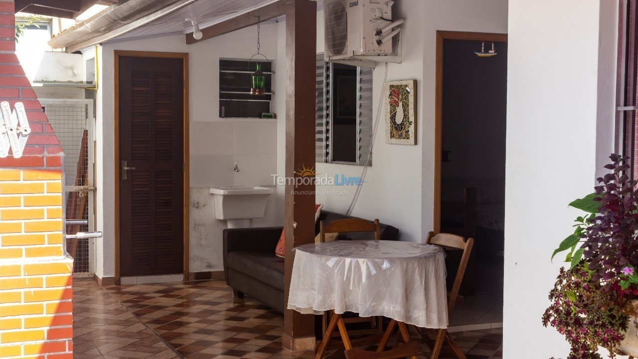 House for vacation rental in Ubatuba (Praia das Toninhas)
