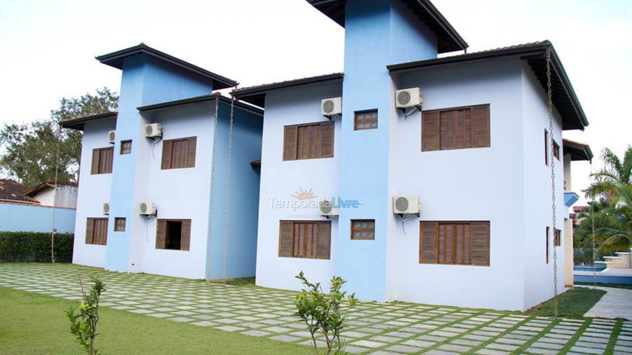 Casa para alquiler de vacaciones em Caraguatatuba (Massaguaçu)