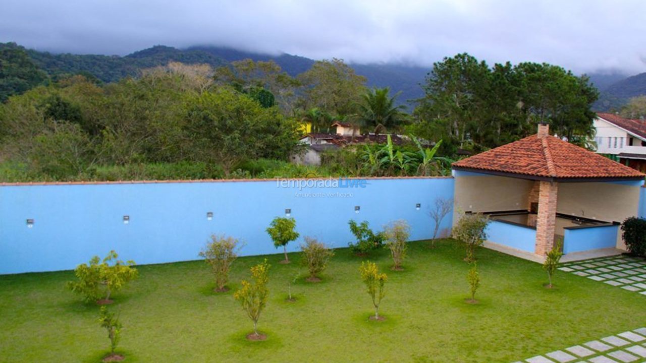 Casa para alquiler de vacaciones em Caraguatatuba (Massaguaçu)