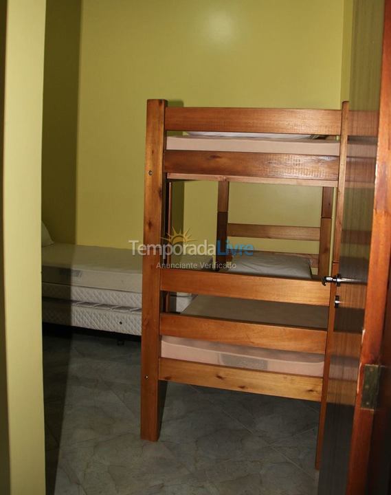 Casa para alquiler de vacaciones em Caraguatatuba (Massaguaçu)