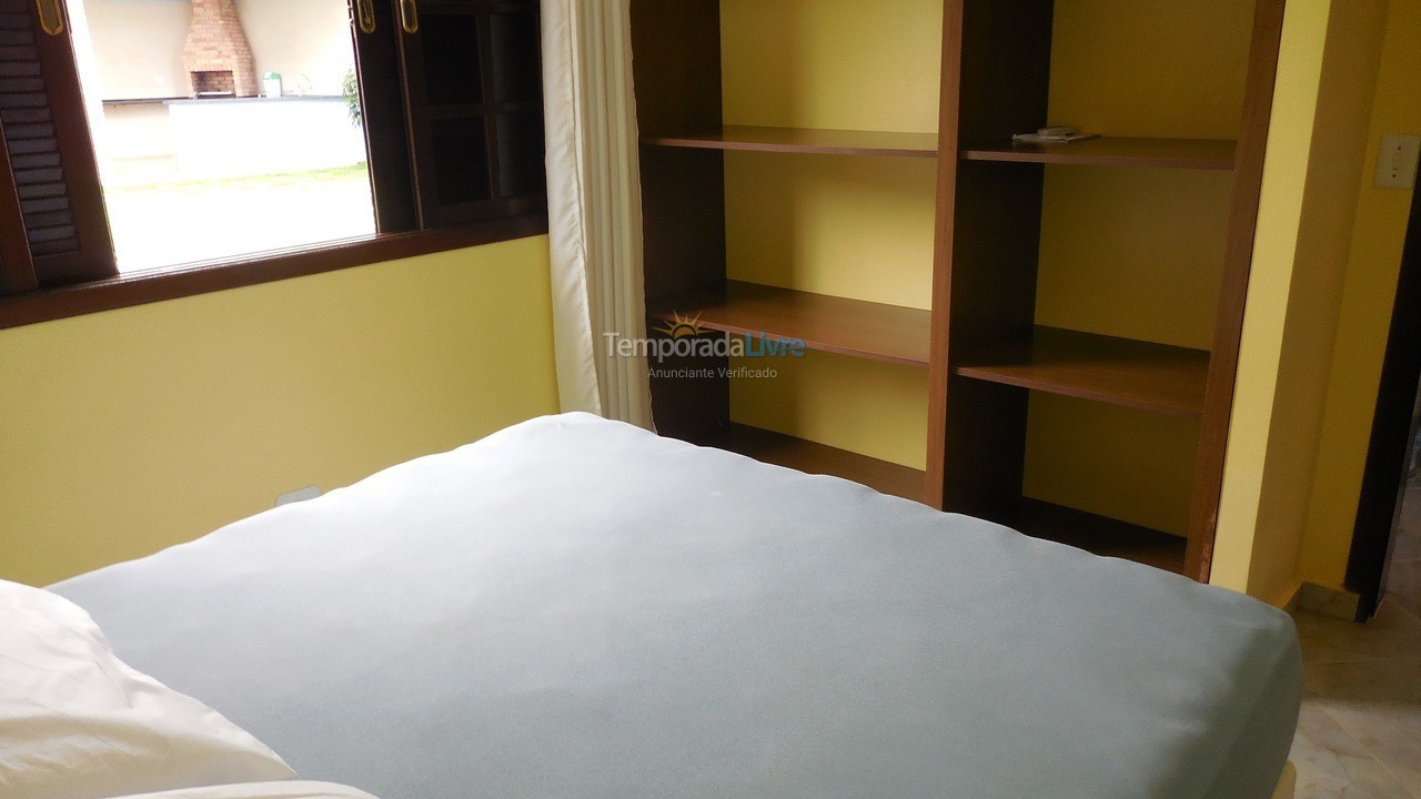 Casa para alquiler de vacaciones em Caraguatatuba (Massaguaçu)