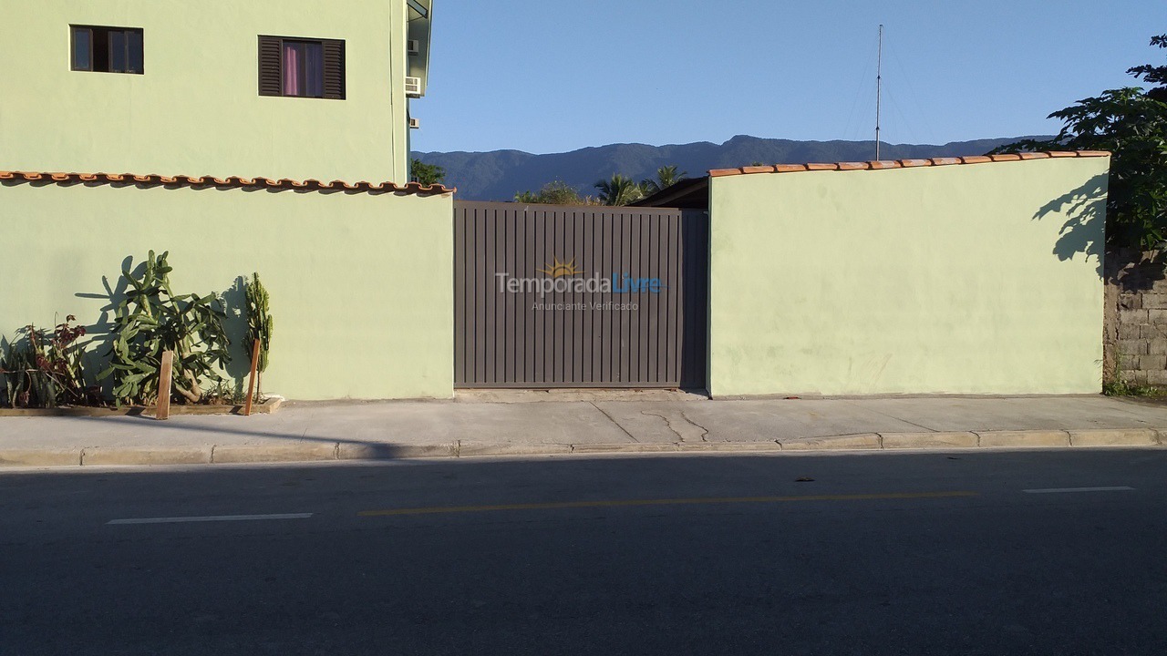 Apartment for vacation rental in Bertioga (Praia da Enseada)