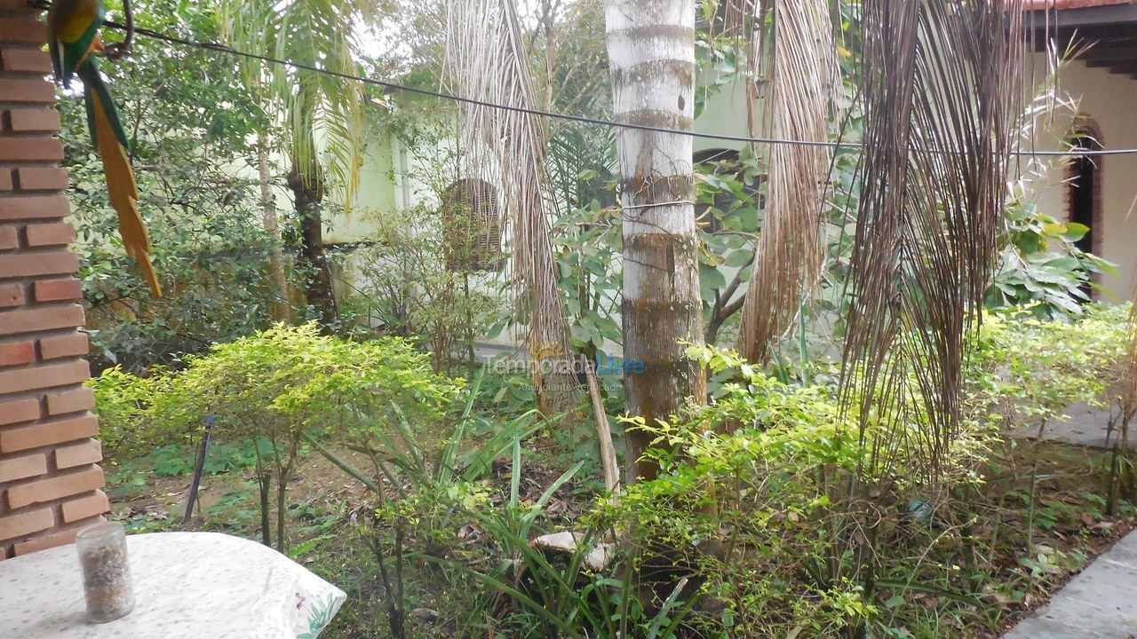 Casa para aluguel de temporada em Caraguatatuba (Massaguaçu)