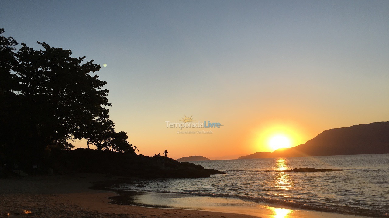 Casa para aluguel de temporada em Ilhabela (Praia da Feiticeira)