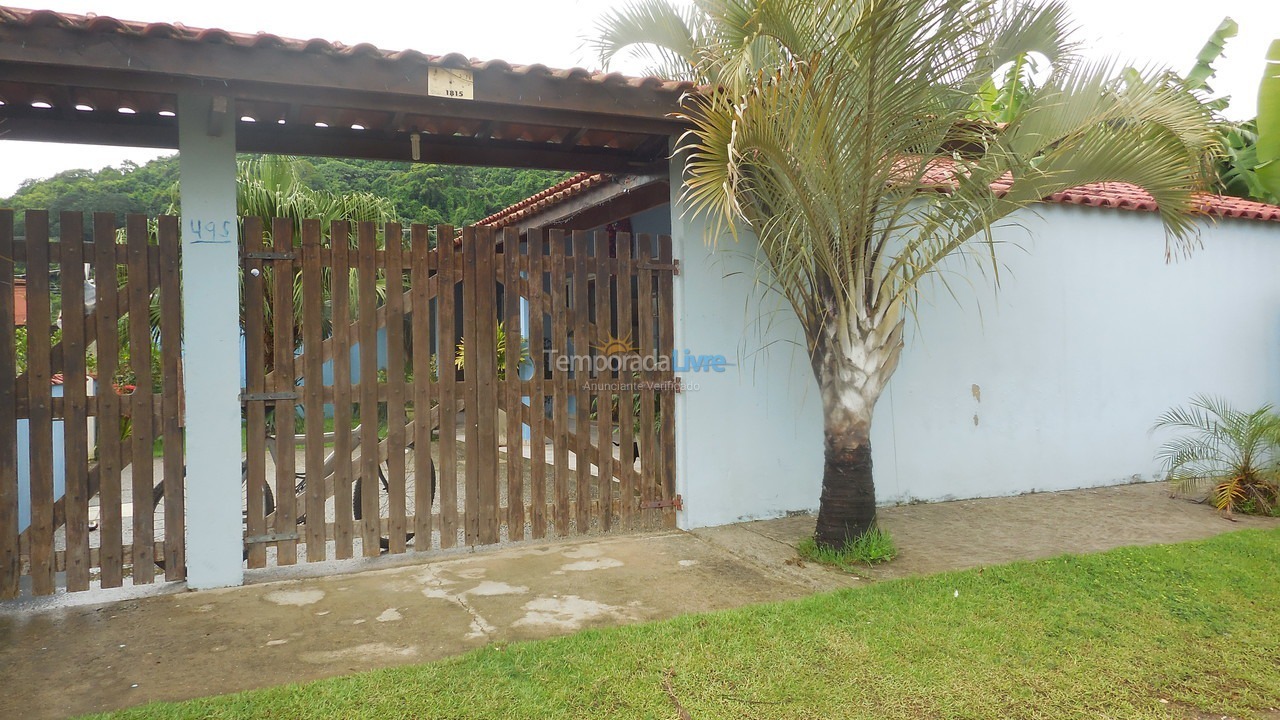 Casa para aluguel de temporada em Caraguatatuba (Massaguaçu)