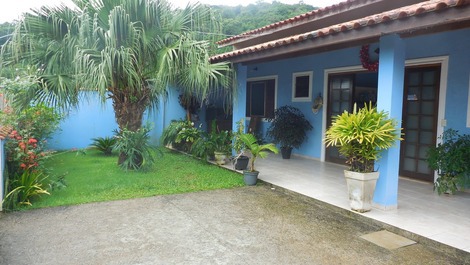 Vista lateral da casa.