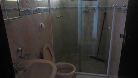 Banheiro completo da casa 