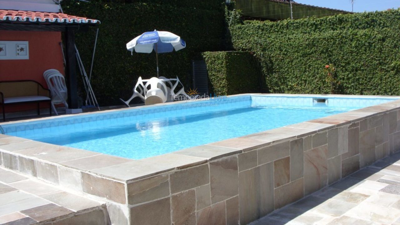 Casa para aluguel de temporada em Guarujá (Praia do Pernambuco)