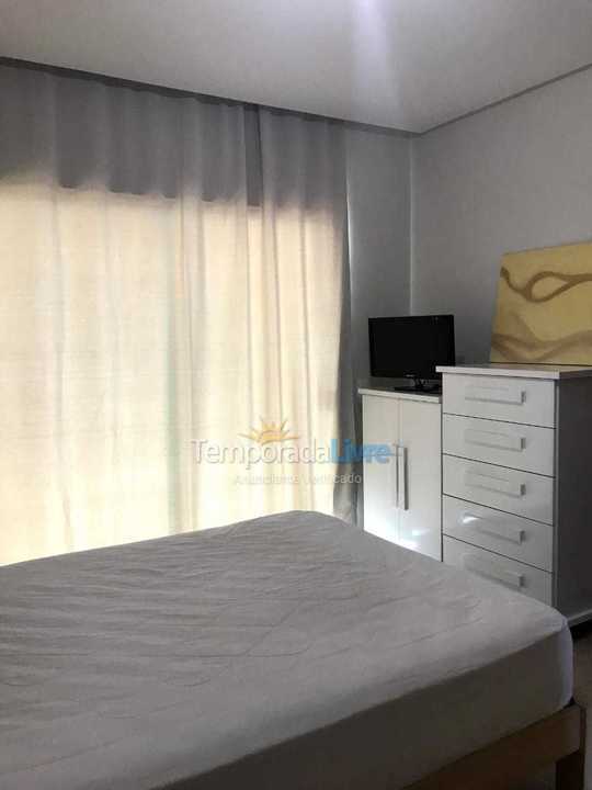 Casa para aluguel de temporada em Fundão (Praia Grande)