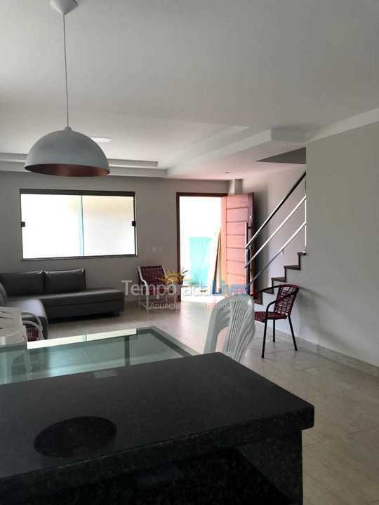 Casa para aluguel de temporada em Fundão (Praia Grande)