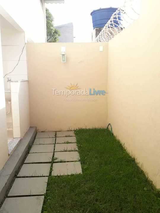 Casa para aluguel de temporada em Fundão (Praia Grande)