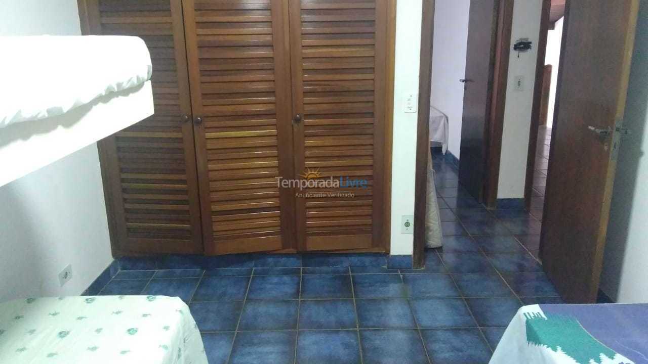Casa para alquiler de vacaciones em Guarujá (Praia do Pernambuco)