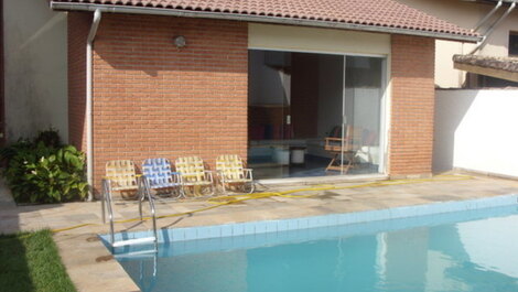 Casa para alugar em Guarujá - Praia do Pernambuco