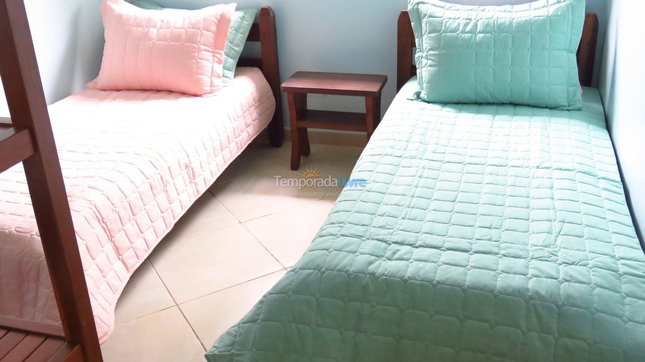 Casa para alquiler de vacaciones em Guaratuba (Nereidas)