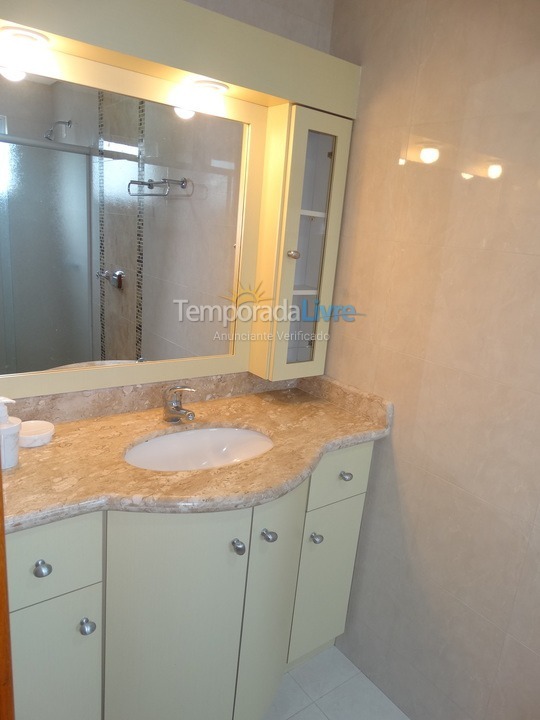 Apartment for vacation rental in Itapema (Centro)