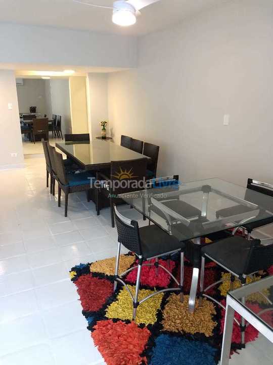 Apartamento para aluguel de temporada em Guarujá (Pitangueiras)