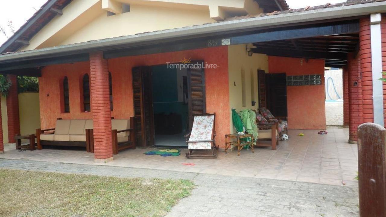 Casa para alquiler de vacaciones em Caraguatatuba (Massaguaçu)