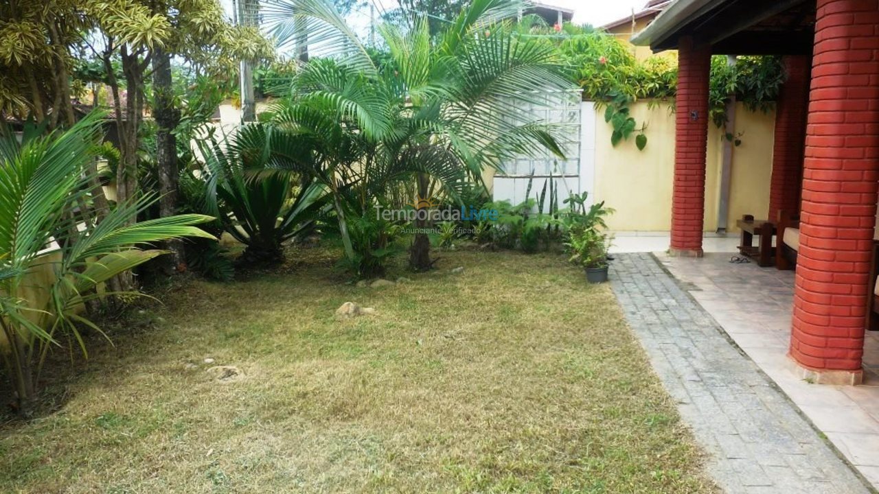 Casa para alquiler de vacaciones em Caraguatatuba (Massaguaçu)
