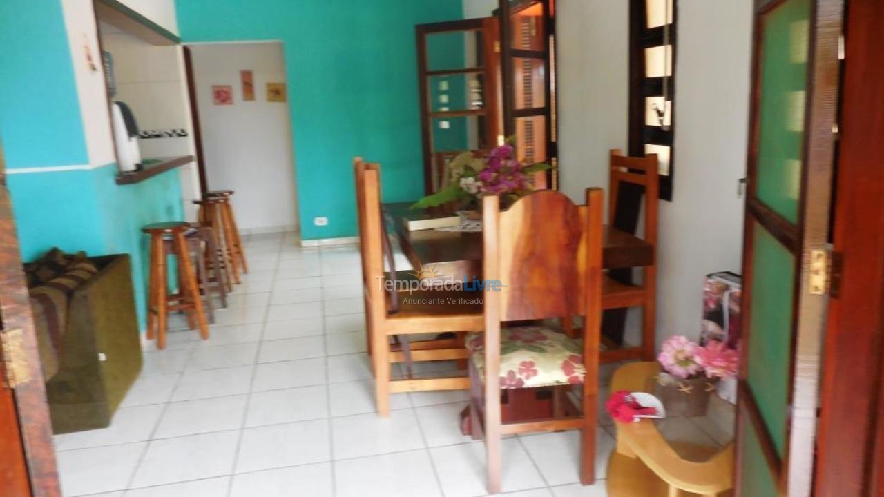 Casa para alquiler de vacaciones em Caraguatatuba (Massaguaçu)