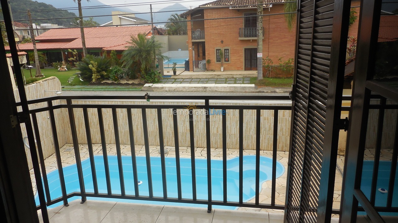 Casa para alquiler de vacaciones em Caraguatatuba (Massaguaçu)