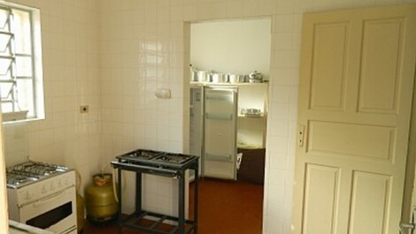 Gran casa cerca de la playa, muy bien ubicada.