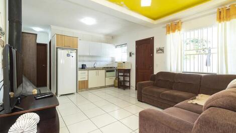 CASA COM PISCINA NA PRAIA DE ZIMBROS A 350 METROS DA PRAIA