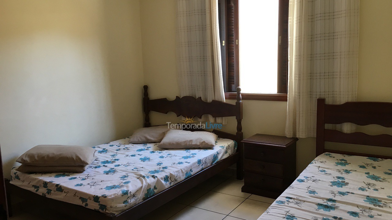 Casa para aluguel de temporada em Ubatuba (Praia Grande)