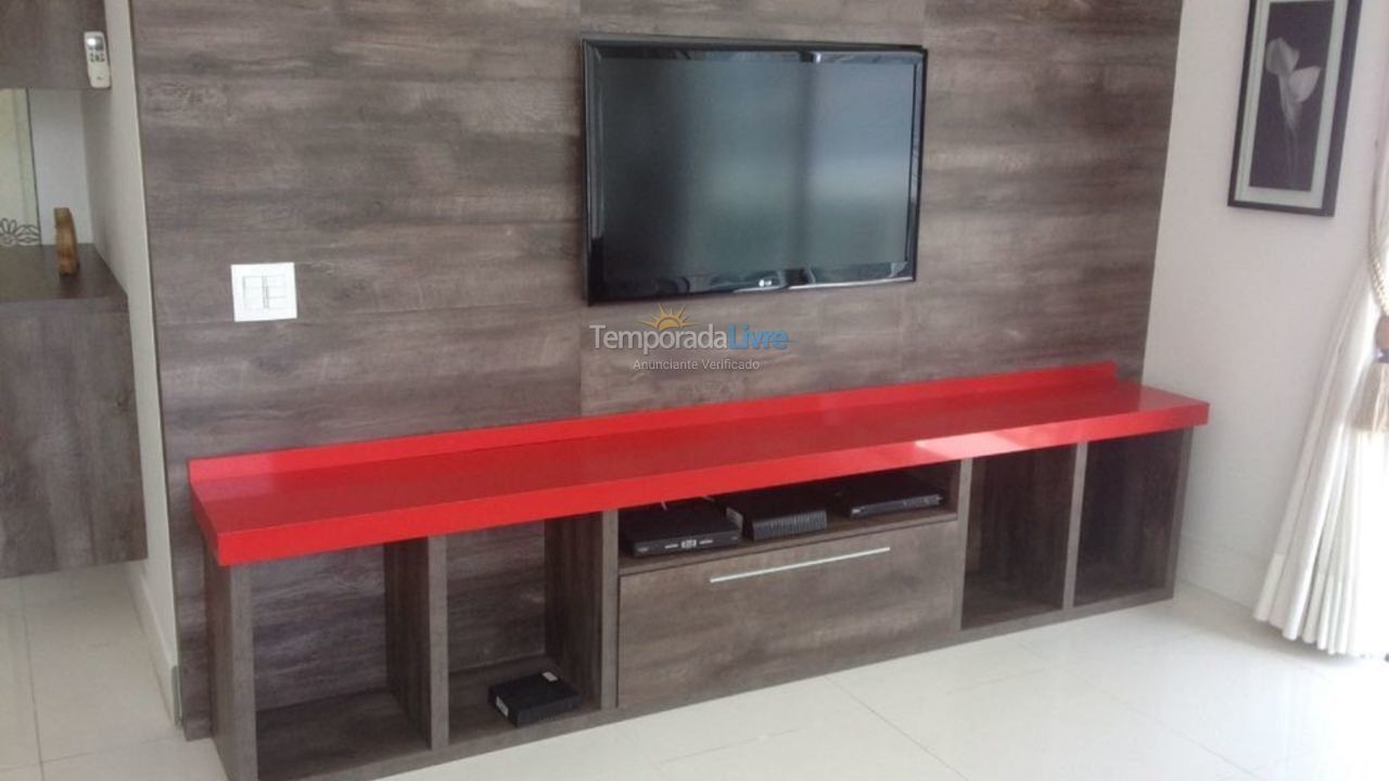 Apartamento para aluguel de temporada em Guarujá (Astúrias)