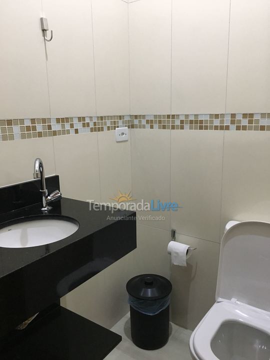 Casa para aluguel de temporada em Ubatuba (Praia Grande)