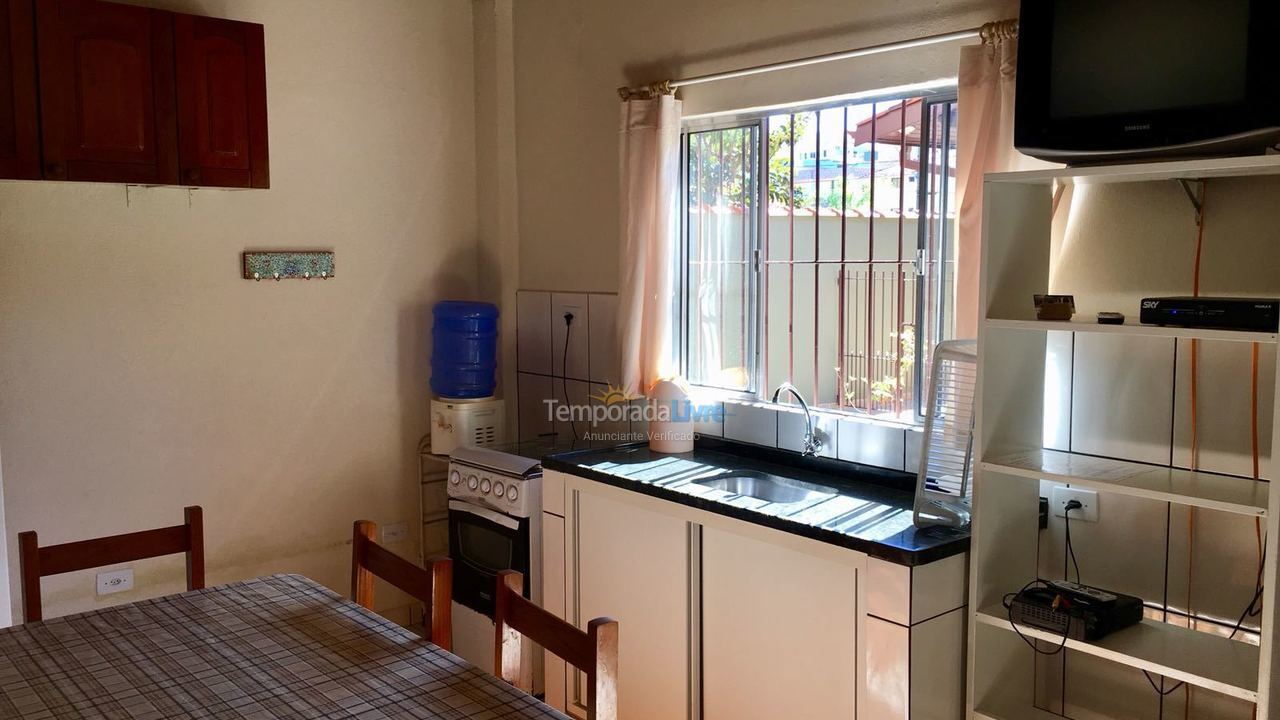 Casa para aluguel de temporada em Ubatuba (Praia Grande)