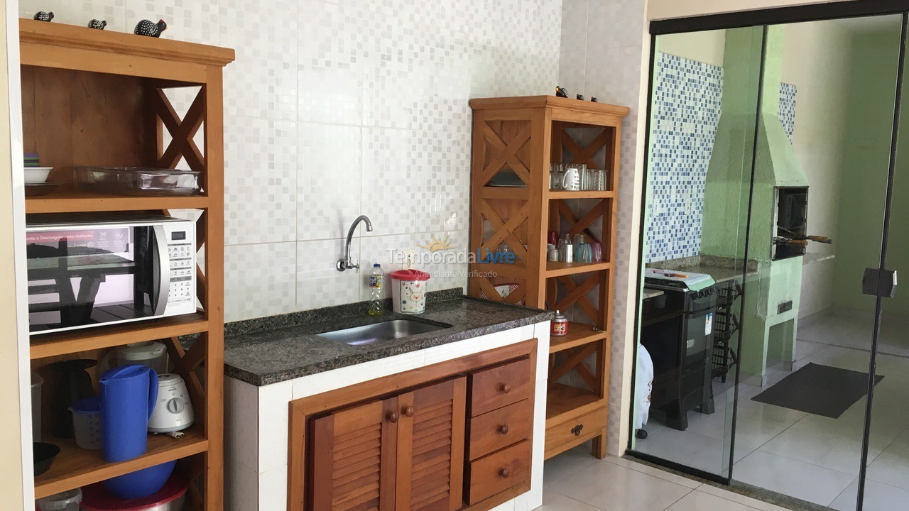 Casa para alquiler de vacaciones em Ubatuba (Praia das Toninhas)