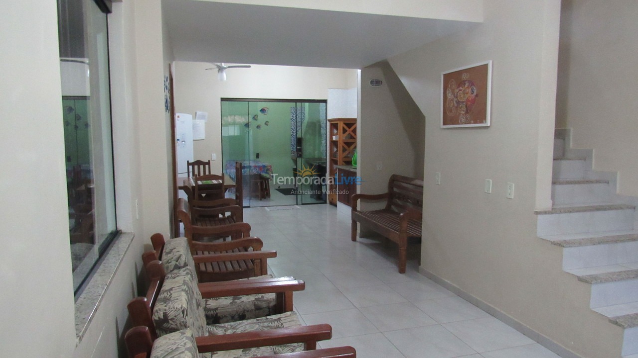 Casa para alquiler de vacaciones em Ubatuba (Praia das Toninhas)