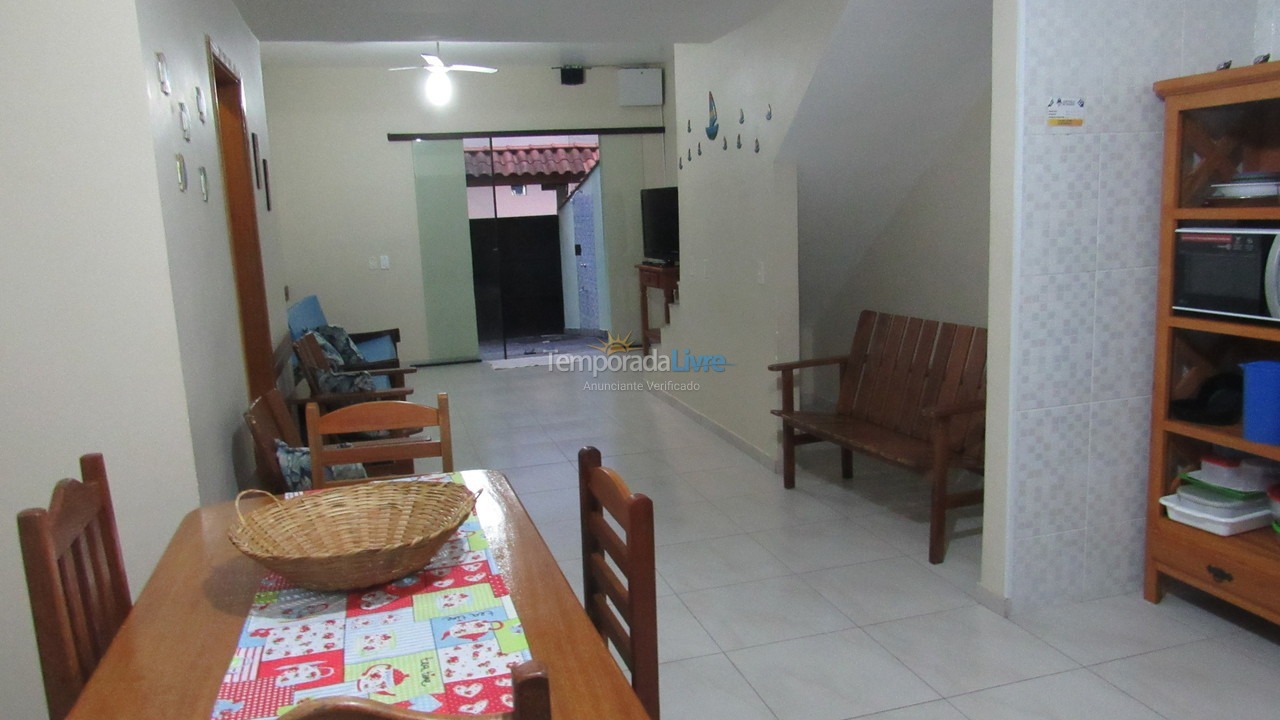 Casa para alquiler de vacaciones em Ubatuba (Praia das Toninhas)