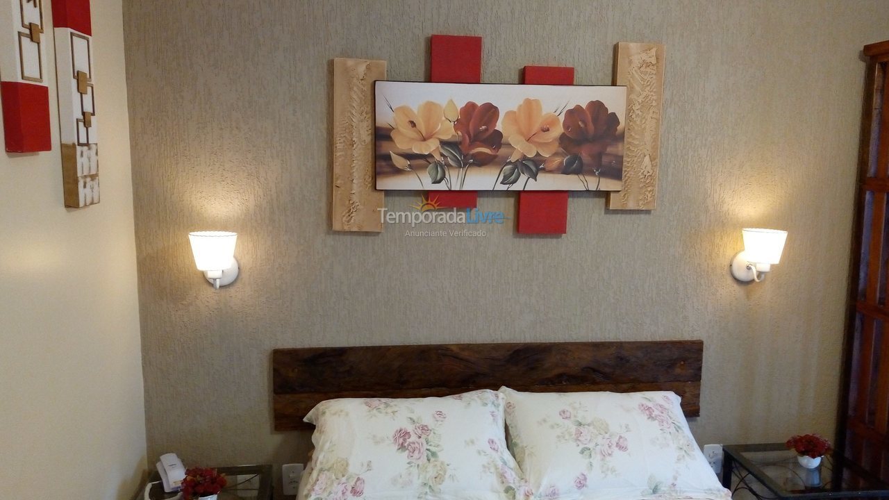 Apartamento para aluguel de temporada em Ubatuba (Praia das Toninhas)