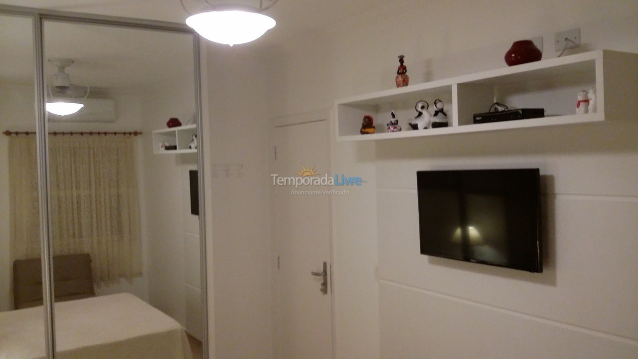 Apartamento para aluguel de temporada em Ubatuba (Enseada)