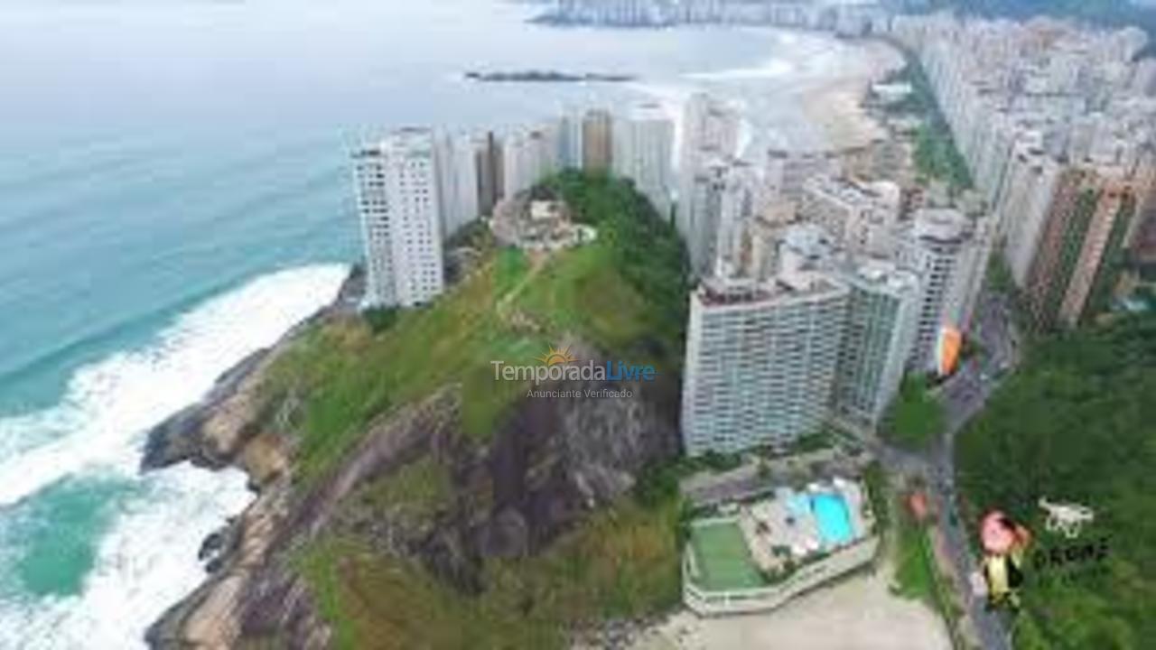 Apartment for vacation rental in Guarujá (Pitangueiras)