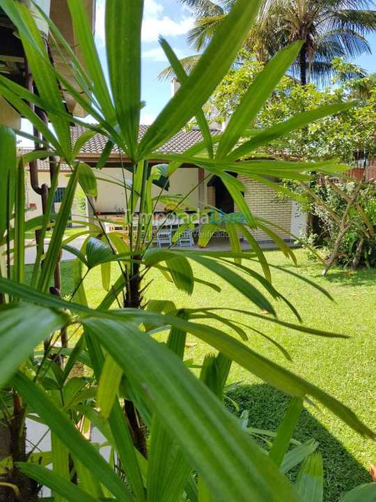 Casa para aluguel de temporada em Ubatuba (Enseada)