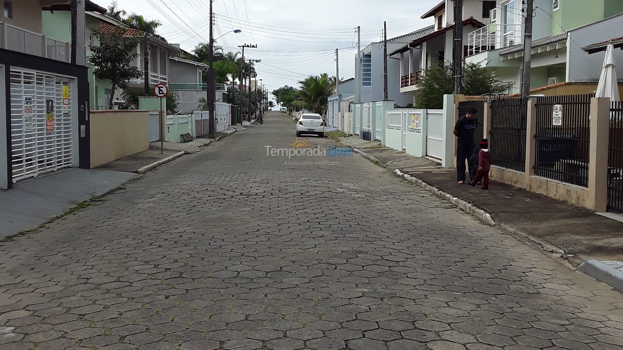 Casa para alquiler de vacaciones em São Francisco do Sul (Enseada)