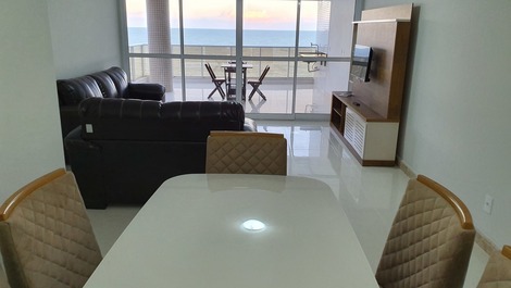 Apartamento Beira 3 Qtos siendo 3 suites, C / 2 GAR