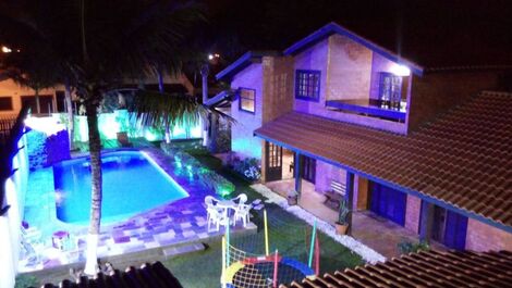 Temos outra casa na mesma rua 