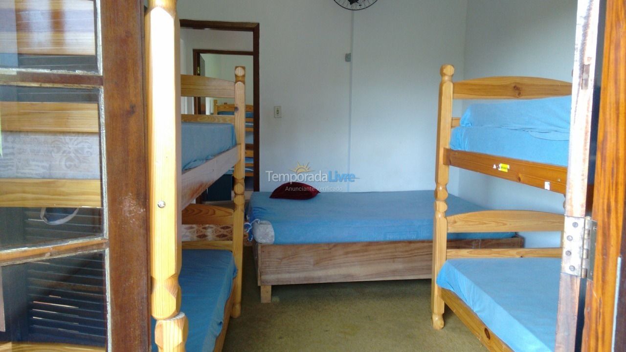 Granja para alquiler de vacaciones em Atibaia (Chácaras Brasil)