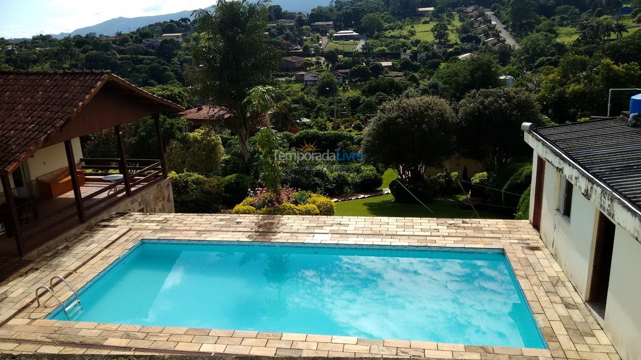 Granja para alquiler de vacaciones em Atibaia (Chácaras Brasil)