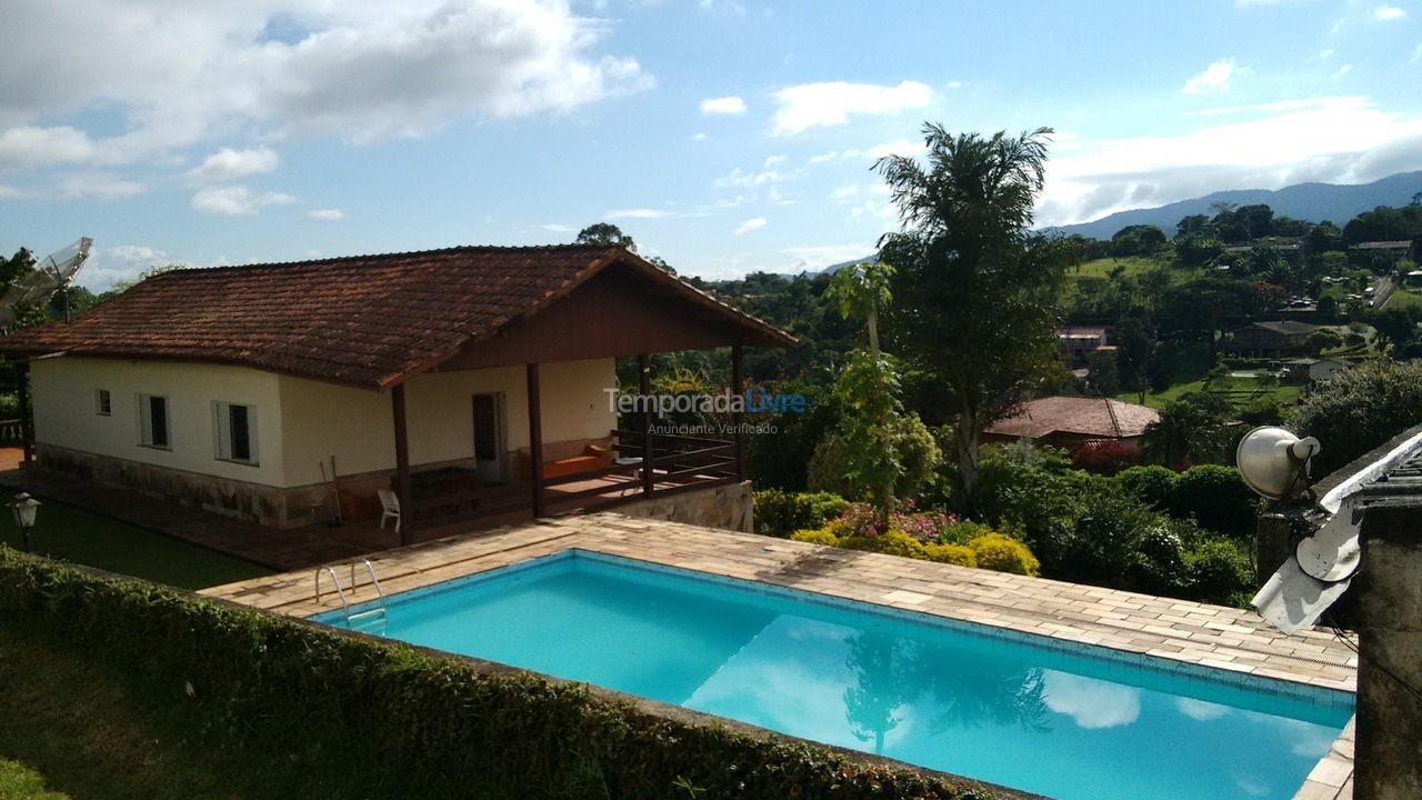 Granja para alquiler de vacaciones em Atibaia (Chácaras Brasil)