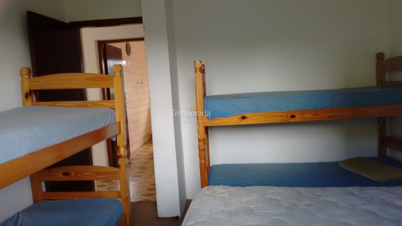 Granja para alquiler de vacaciones em Atibaia (Chácaras Brasil)