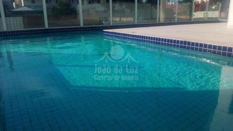 Apartment in building with pool, Canasvieiras beach