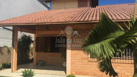 House for rent in Florianópolis - Cachoeira do Bom Jesus