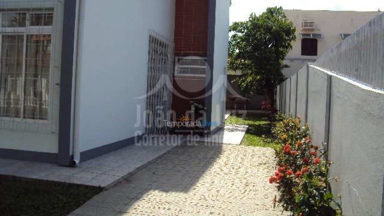 House for vacation rental in Florianopolis (Canasvieiras)
